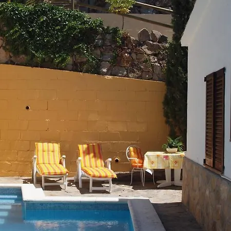 Holiday home Kerstin Bruns- Casa Evita Amb Piscina